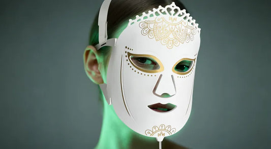 Green Light Magic: Transform Your Skin Tone